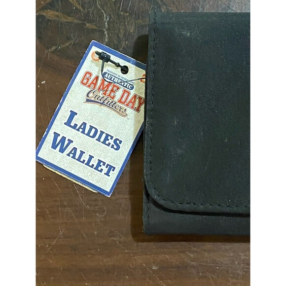 New Florida Gators Black Wallet Embroidered Team Logo NWT Official Collegiate - Picture 3 of 11